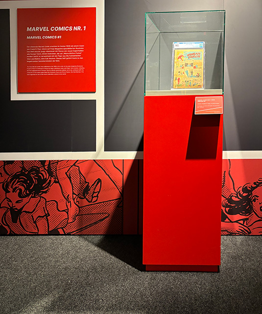 Anfertigung Haubenvitrine
Showconcept GmbH