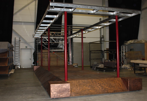 Presentation Table for the Exhibition of Tutanchamun - His Tomb and his Treasures